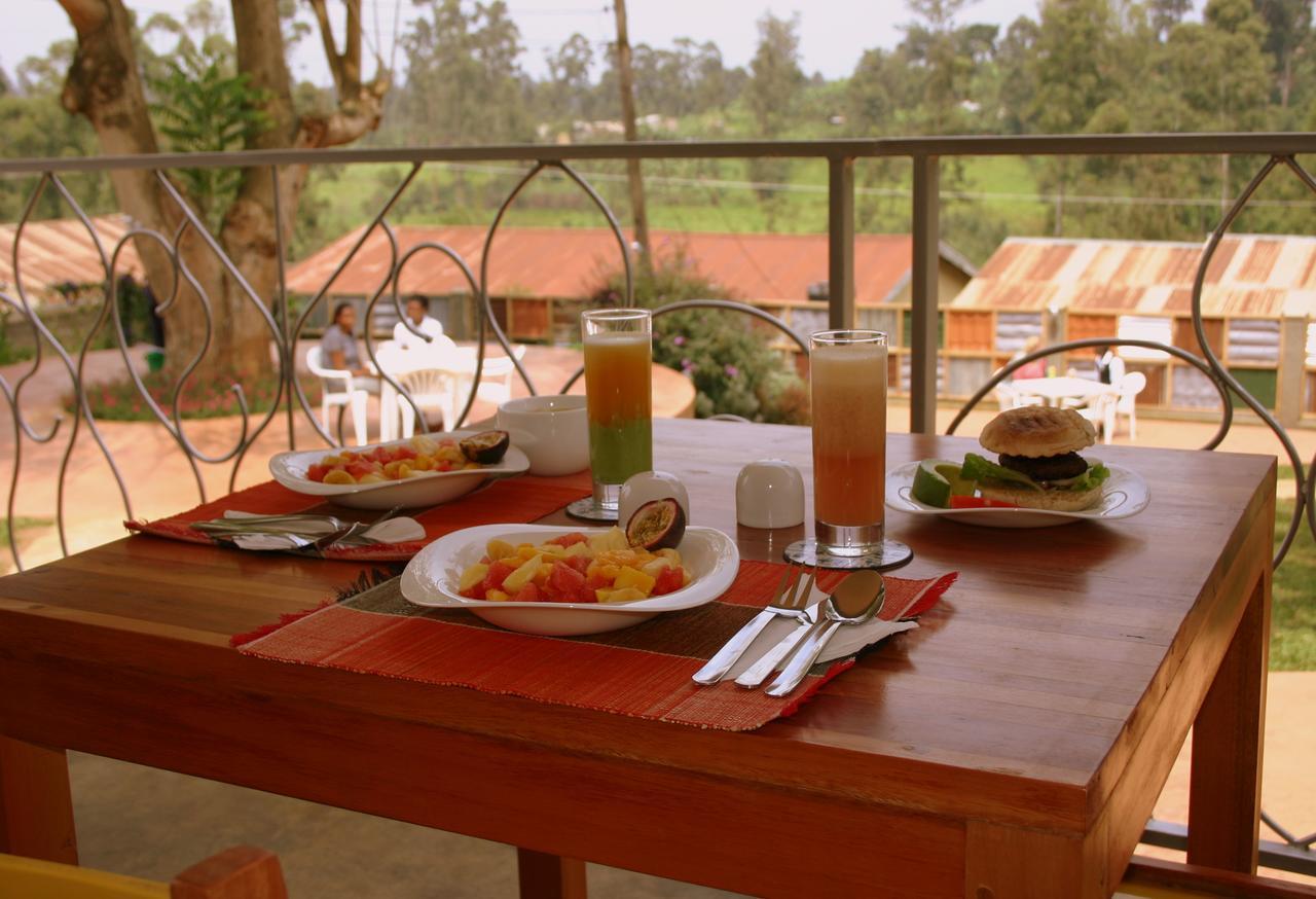 Dutchess Hotel&Restaurant Fort Portal Exterior foto